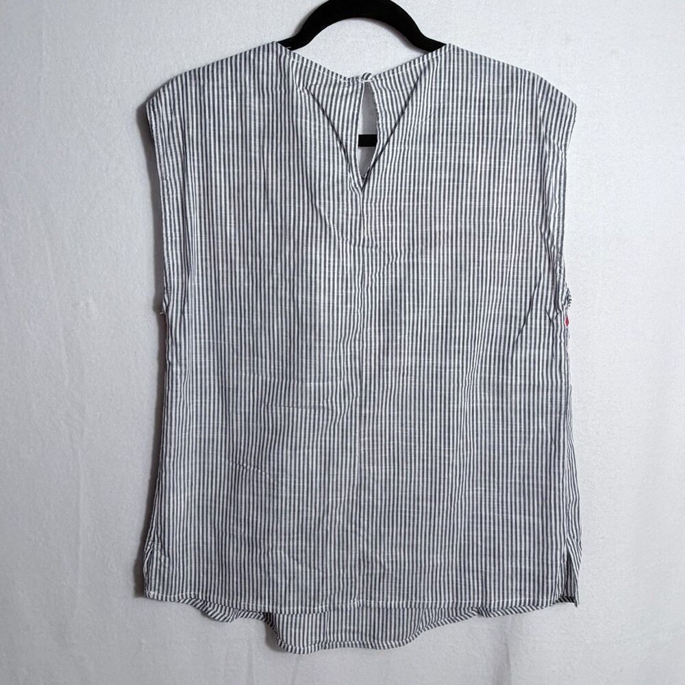 NEW Savanna Jane Blue White Striped Lucky Lane Floral Embroidered Top Size S - Picture 2 of 12